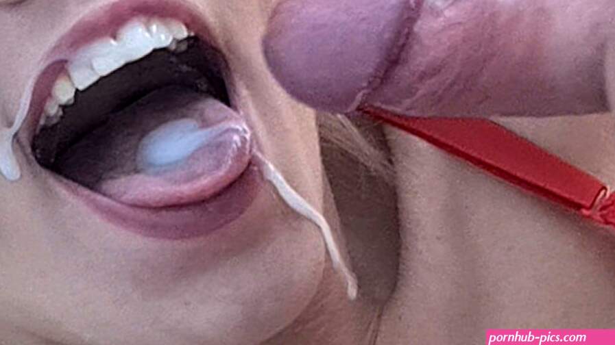 Closeup blowjob with eating sperm