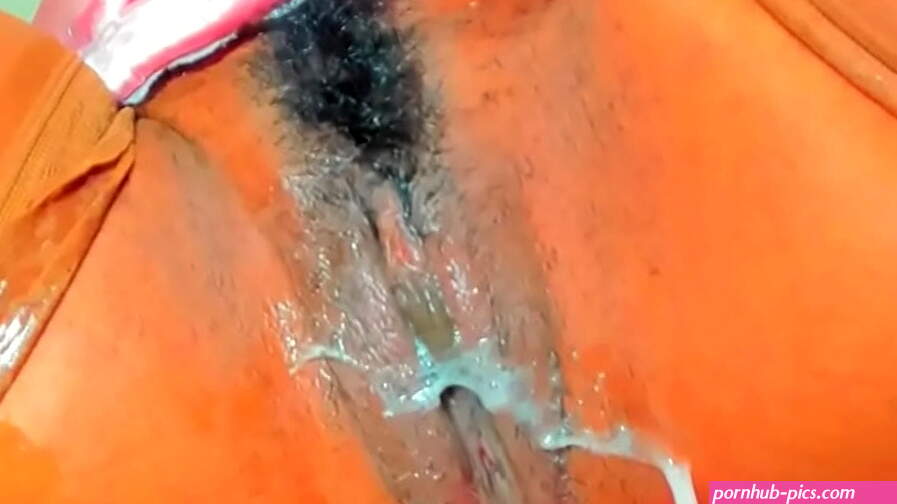 My goodness girlfriend cameltoe phat pussyfucking lips drinking wet with creamy cumshot running down pussy lips if you watch you will cum 9 times