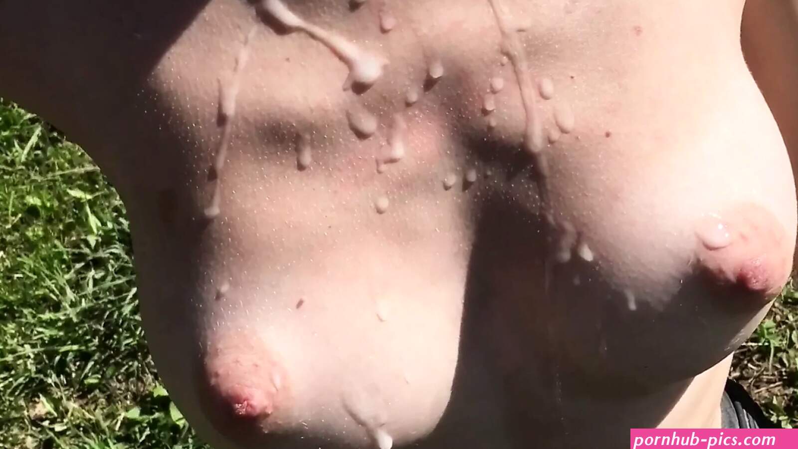 STRANGER GIRL SUCKED IN THE FOREST CUM ON TITS feat. Madam1997