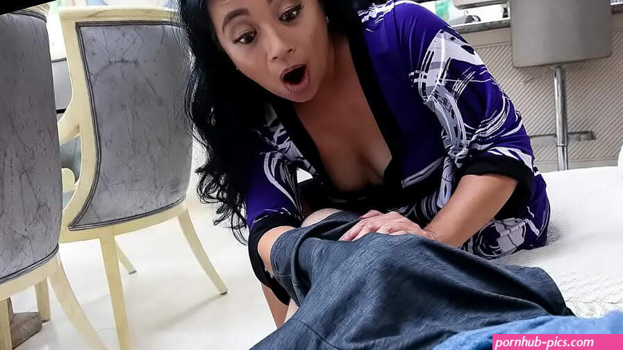 Lucky Starr step mom helps injury hurt