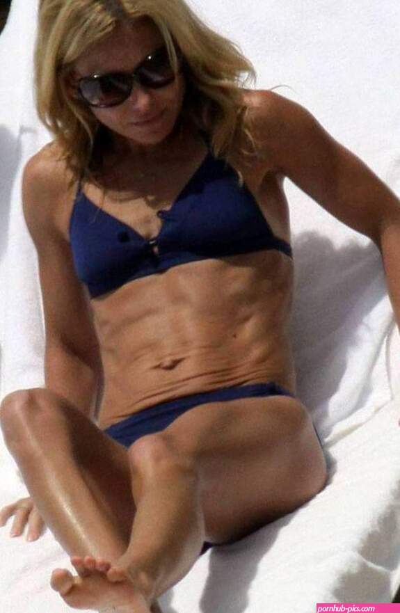 KELLY RIPA Nude