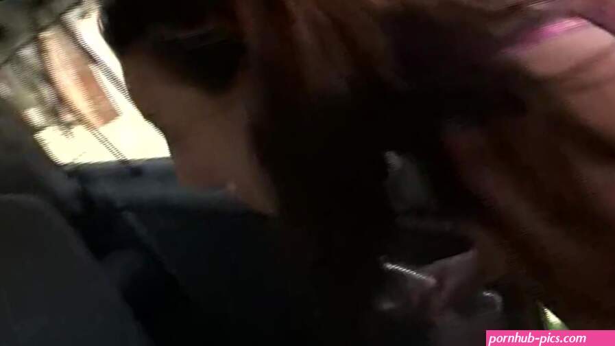 Real Amateur Girl Gives Handjob to Monster Black Cock for Cash!