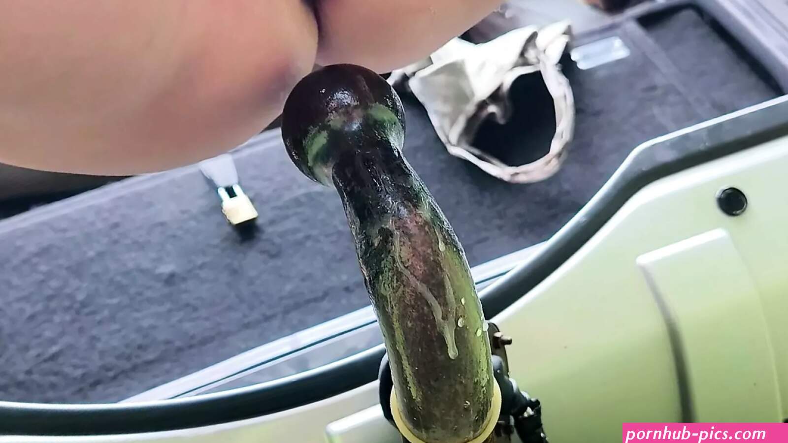 Free Extreme Anal Insertion Porn Videos