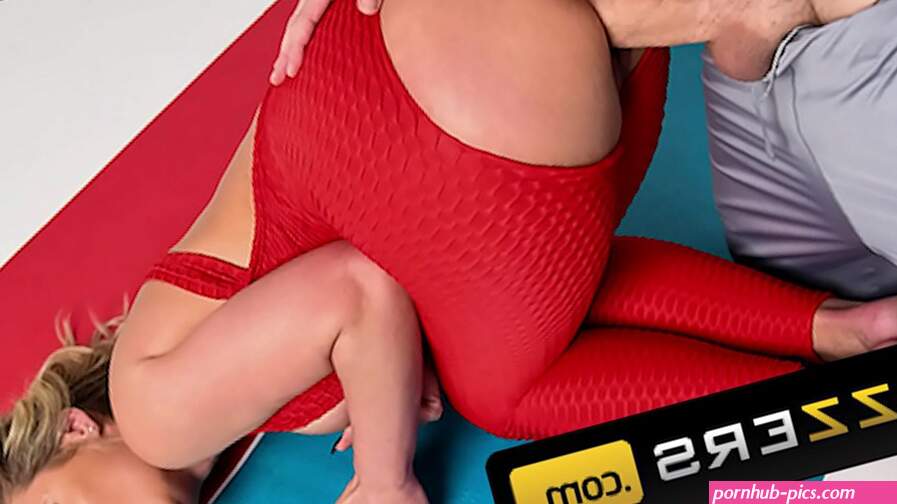 Hot Milf Phoenix Marie Compined Yoga Hardcore Anal Sex
