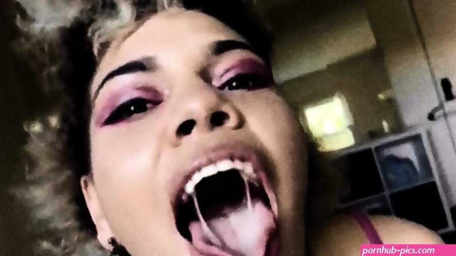 Punk Rock Girl Blowjob