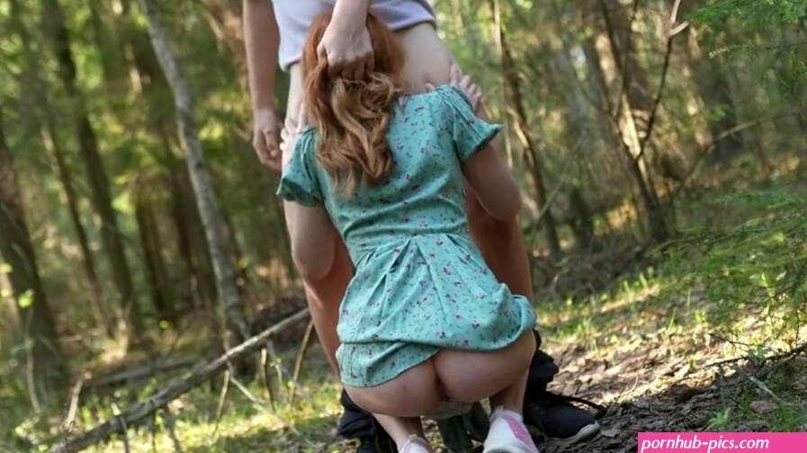 Hottie Redhead in Public gets Cum on Her Face after a Good Fuck Her Tight Pussy