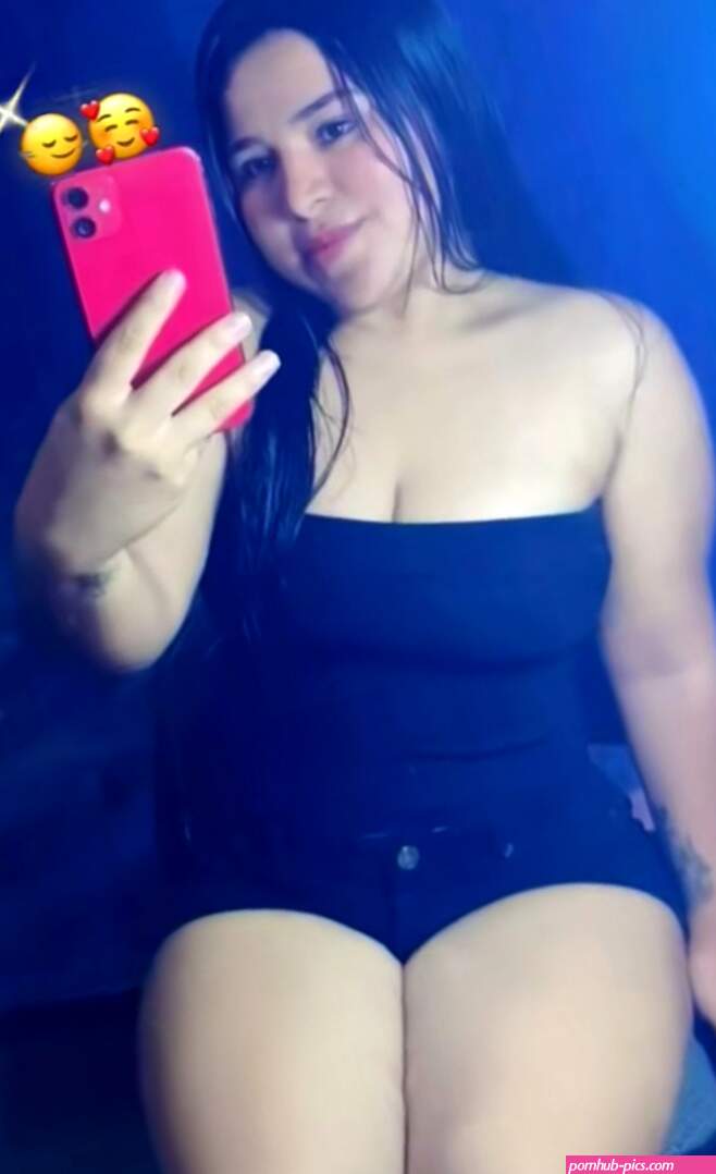 Thick mami latina