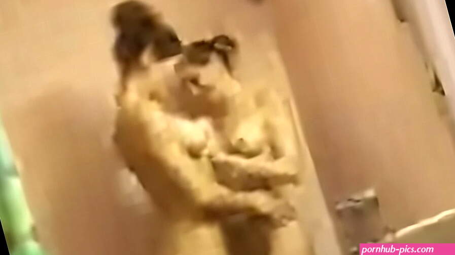 Taylor and Jade twin sisters shower lesbian sex