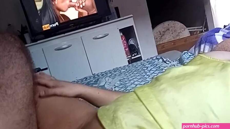 dick in pussy watching the black woman in porn I ejaculate and he cant take it and ejaculates too