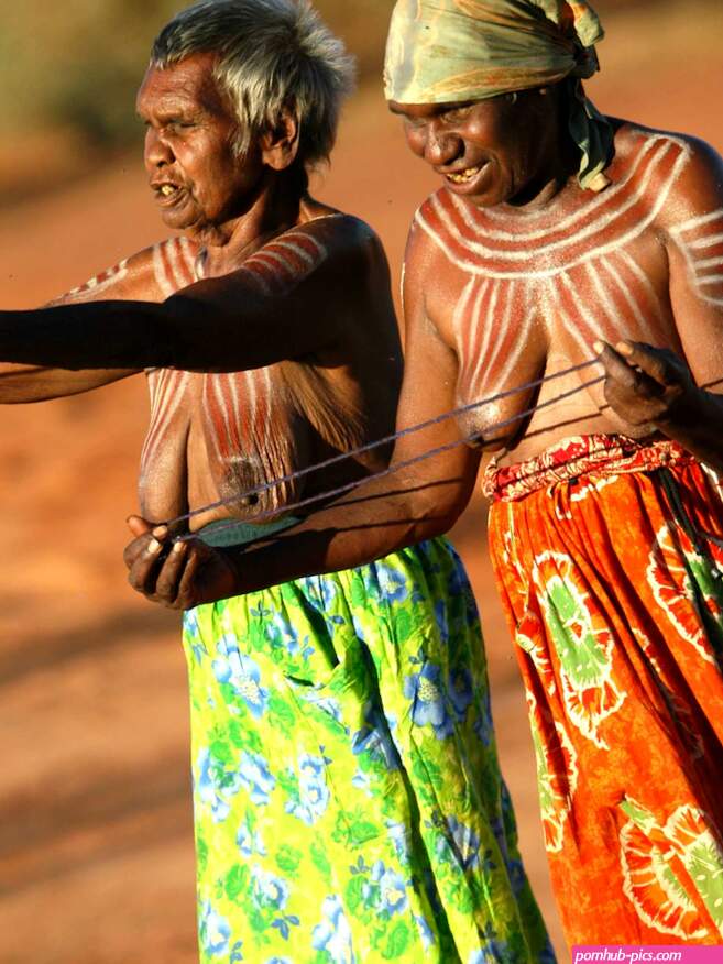 Facebook suspends users over nude photo of Aboriginal women in traditional dress
