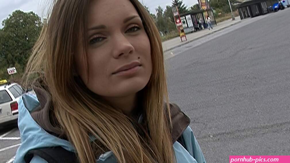 Czech Streets 17: Anal lady