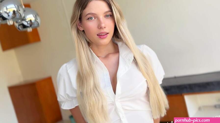 Cum on nude pics of my hot student-neighbor and then gave a huge cumshot on her face