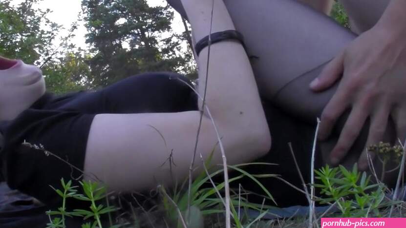 Blondie receives a rough fuck