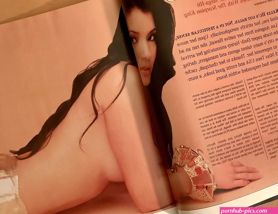 Kelly Hu Total Movie Magazine 7 MarchApril 2002 Scorpion King Panic Room
