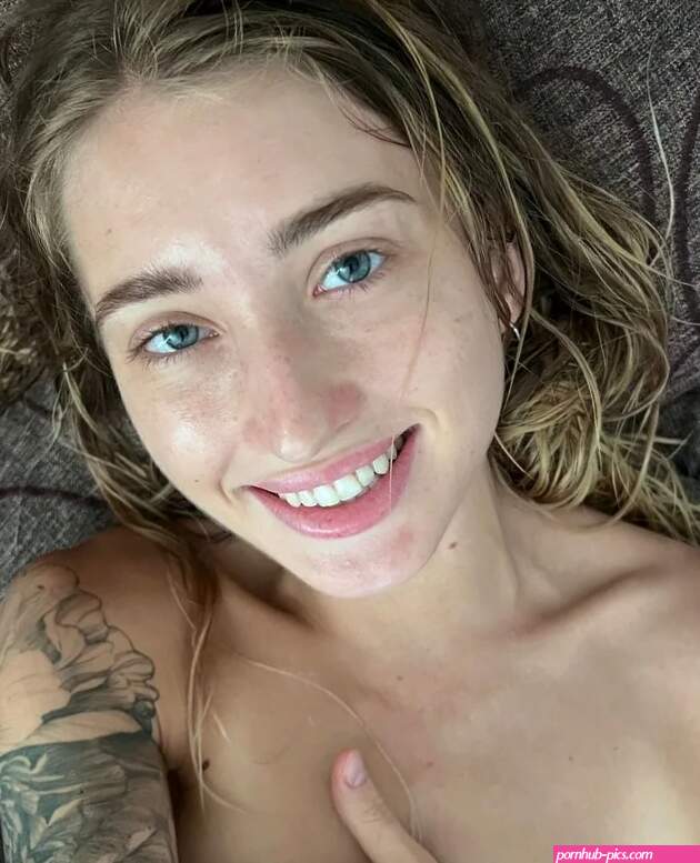 Amy Lovvee Nude OnlyFans Leak Picture nuPzkGZUos