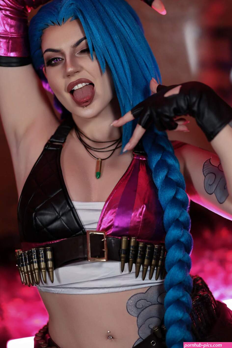 Model Djarii djarii in cosplay Jinx from League Of Legends