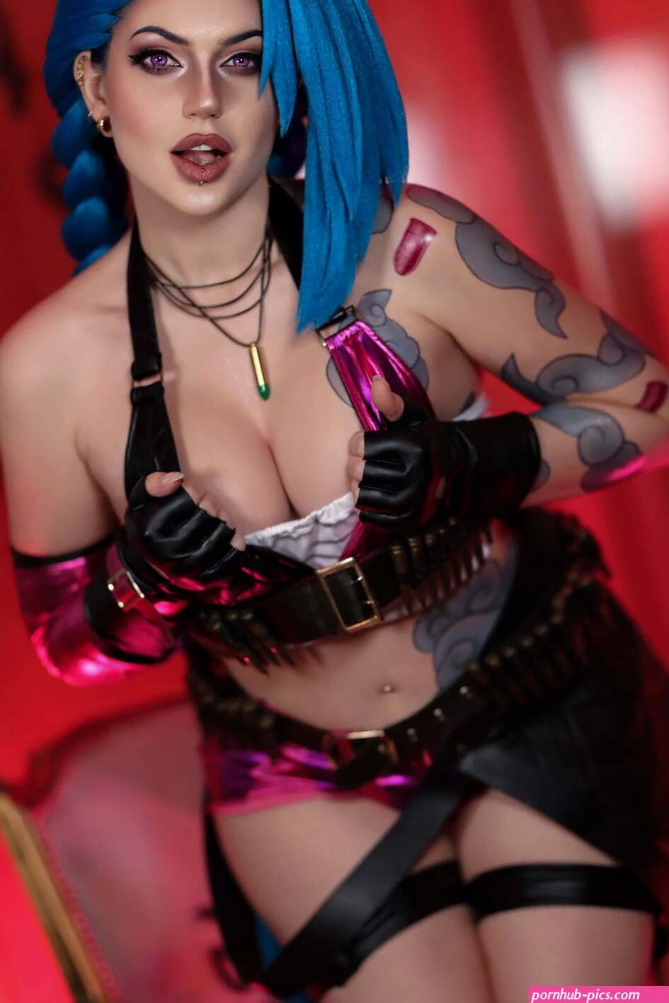 Model Djarii djarii in cosplay Jinx from League Of Legends