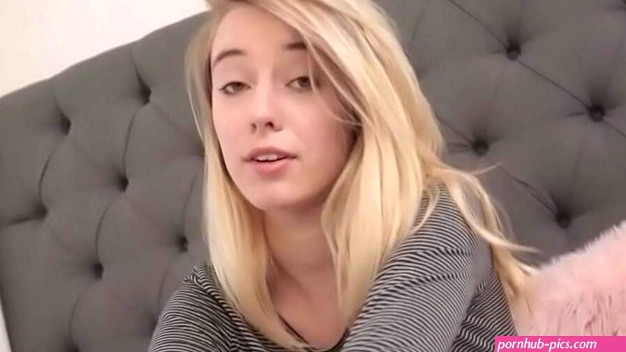 Amateur blonde with small tits smashed