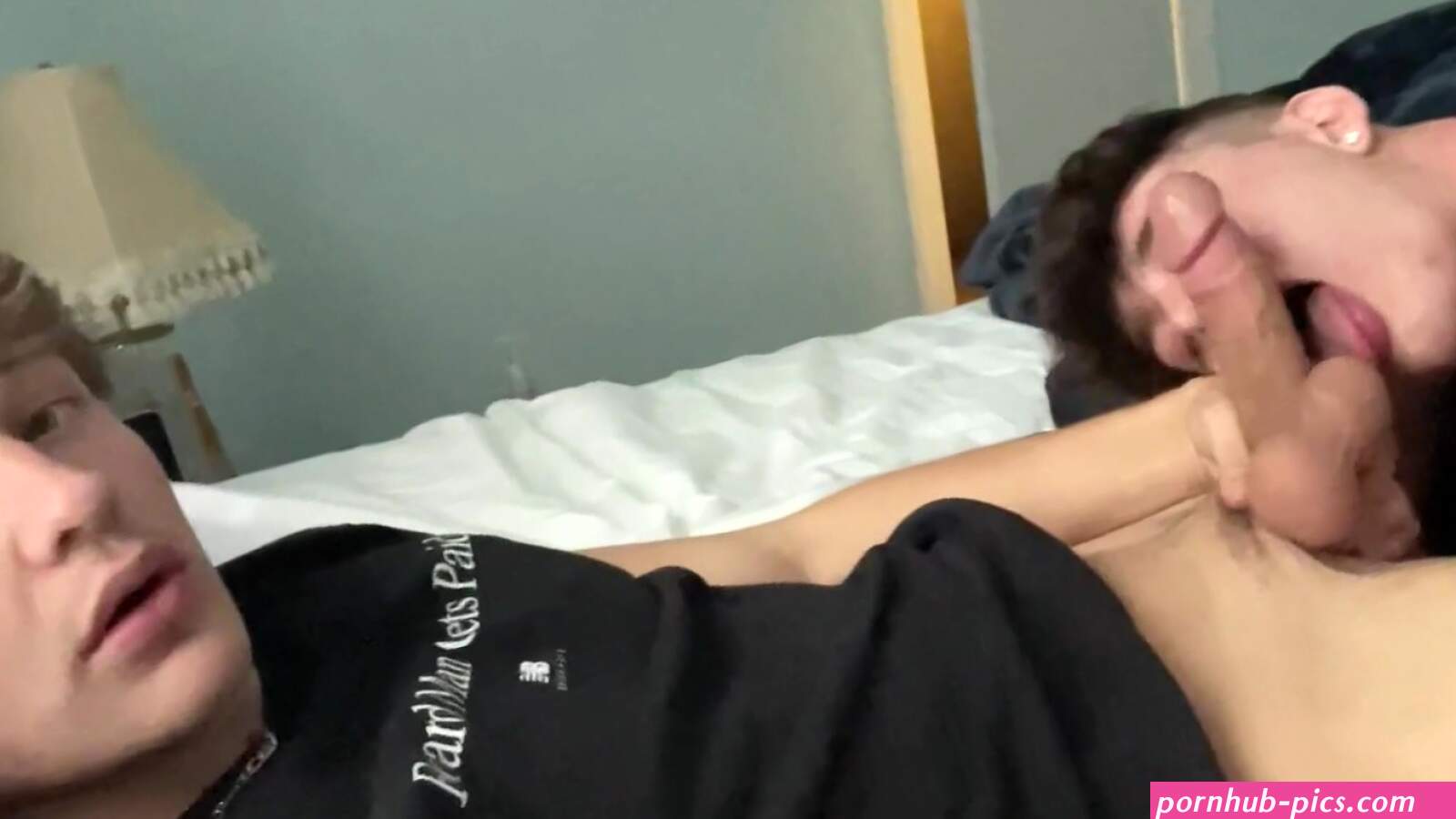 Twink blowjob facial