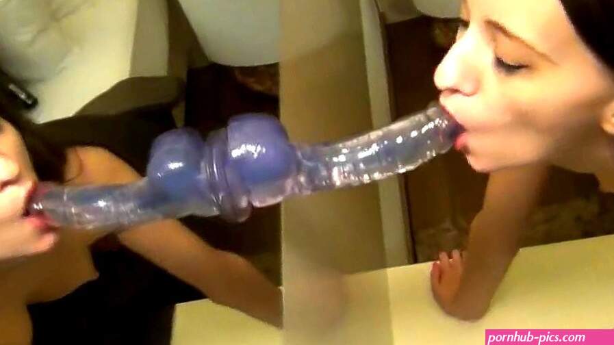 Dildo on mirror anal ft. Sexy Ria: Blowjob Amateur Blonde Porn