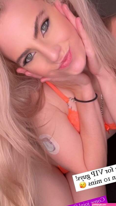 avaart and videos from OnlyFans