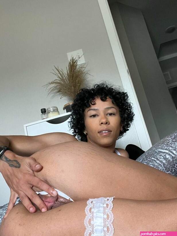 Baecia aka Curly Sosa Nude Leaks OnlyFans