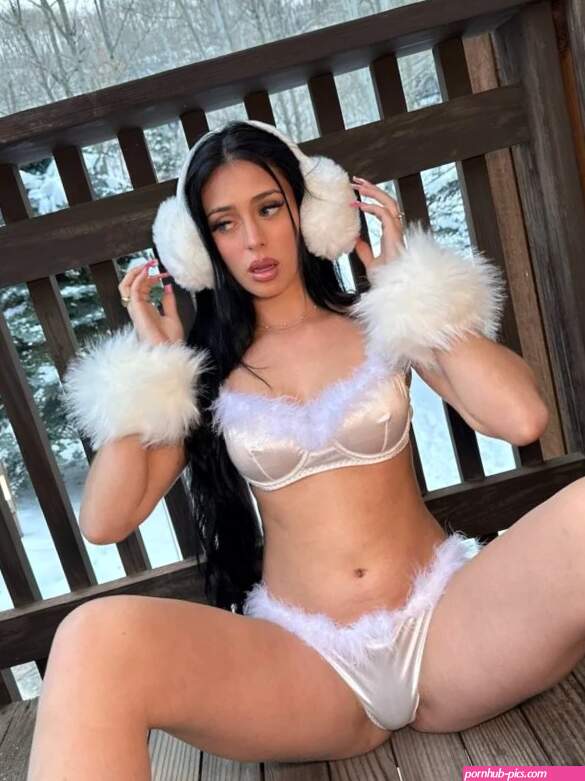 Camilla Araujo OnlyFans Review: Is It Really Pink?