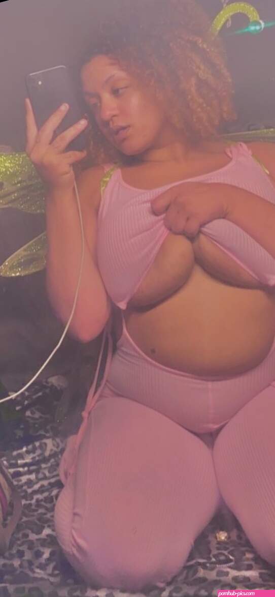 Courtney OnlyFans Nude Pics Free Galleries