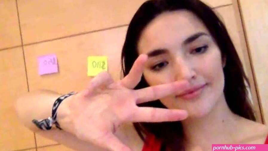 Hailee Bobailee Boob Flash