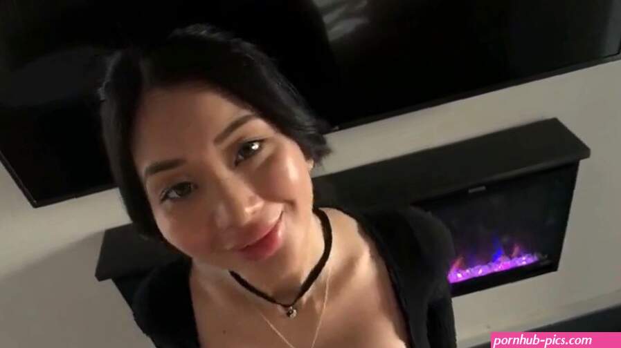 Eating The Young Girl Slut Ass In Her Dad Bedroom Porn Video Leaks