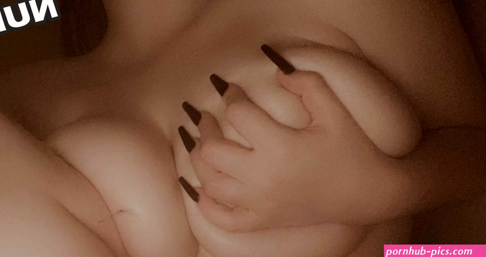 poornographicx Nude Leaks Photo 12