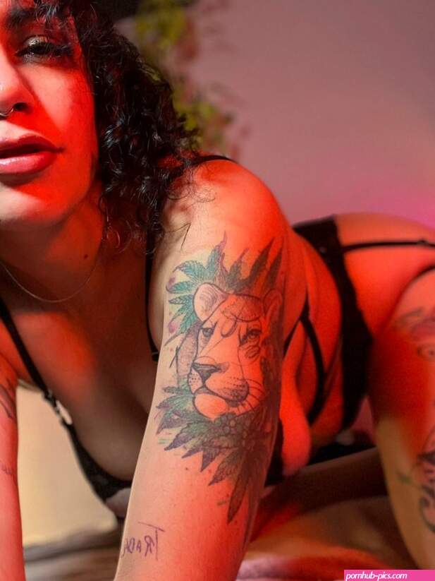 lunaisstoned stonedluna OnlyFans27