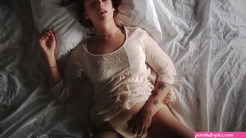 Fingering on a bed