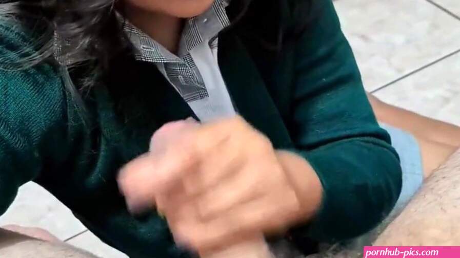 Teen Latina Babe Gives A Quick Blowjob Before School