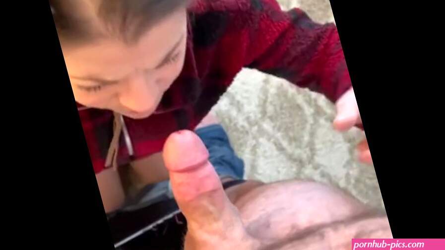 Quick Blowjob before dinner