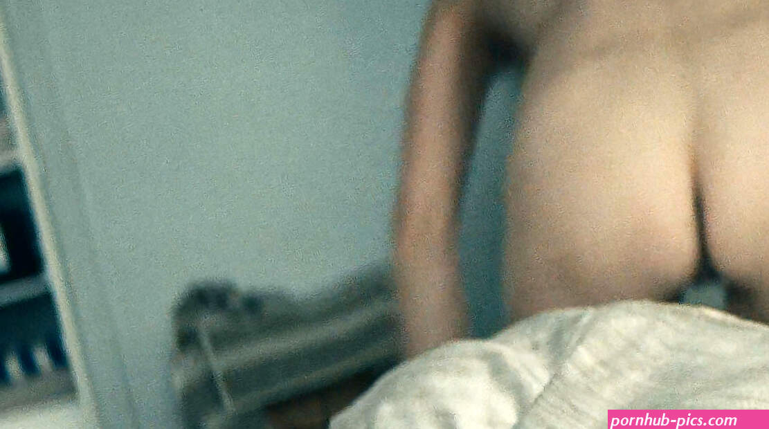 Erin Moriarty Nude Videos Photos