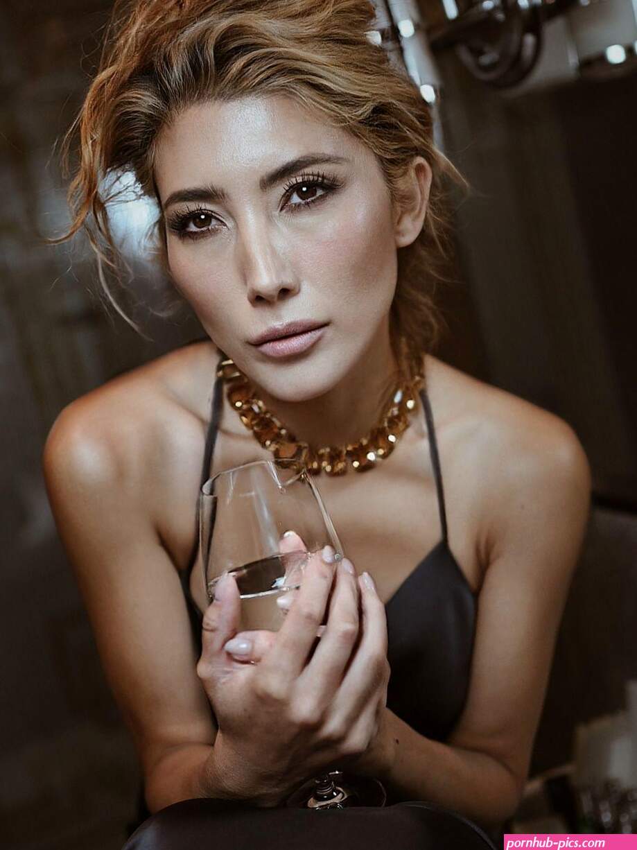 DICHEN LACHMAN Nude