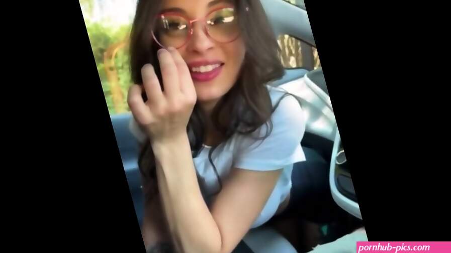 Slut With Glasses Gets Fucked