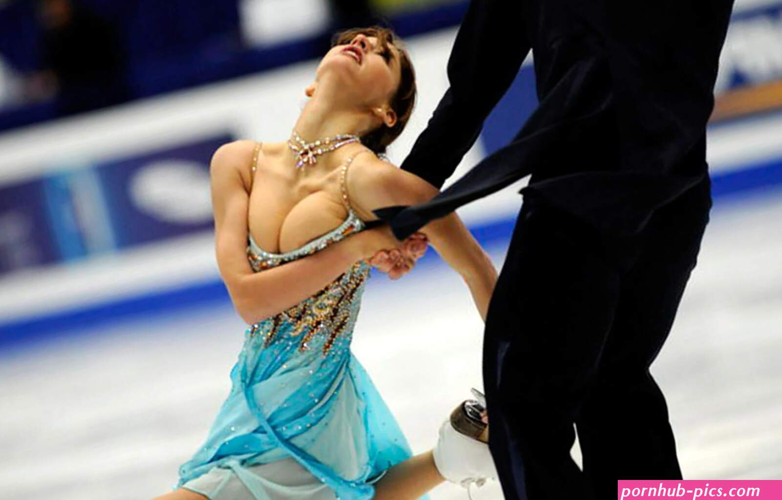 Figure Skating Nip Slip Collection !