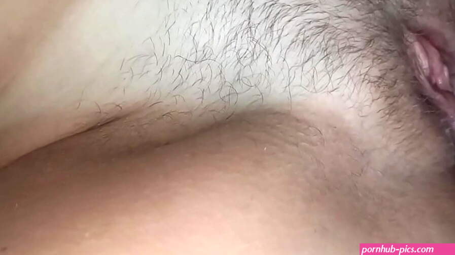 Teen pussy closeup very wet teen with hairy pussy