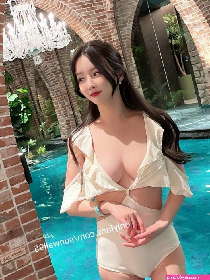 Top 3 Korean OnlyFans! Youll Never Guess Whos on this List!