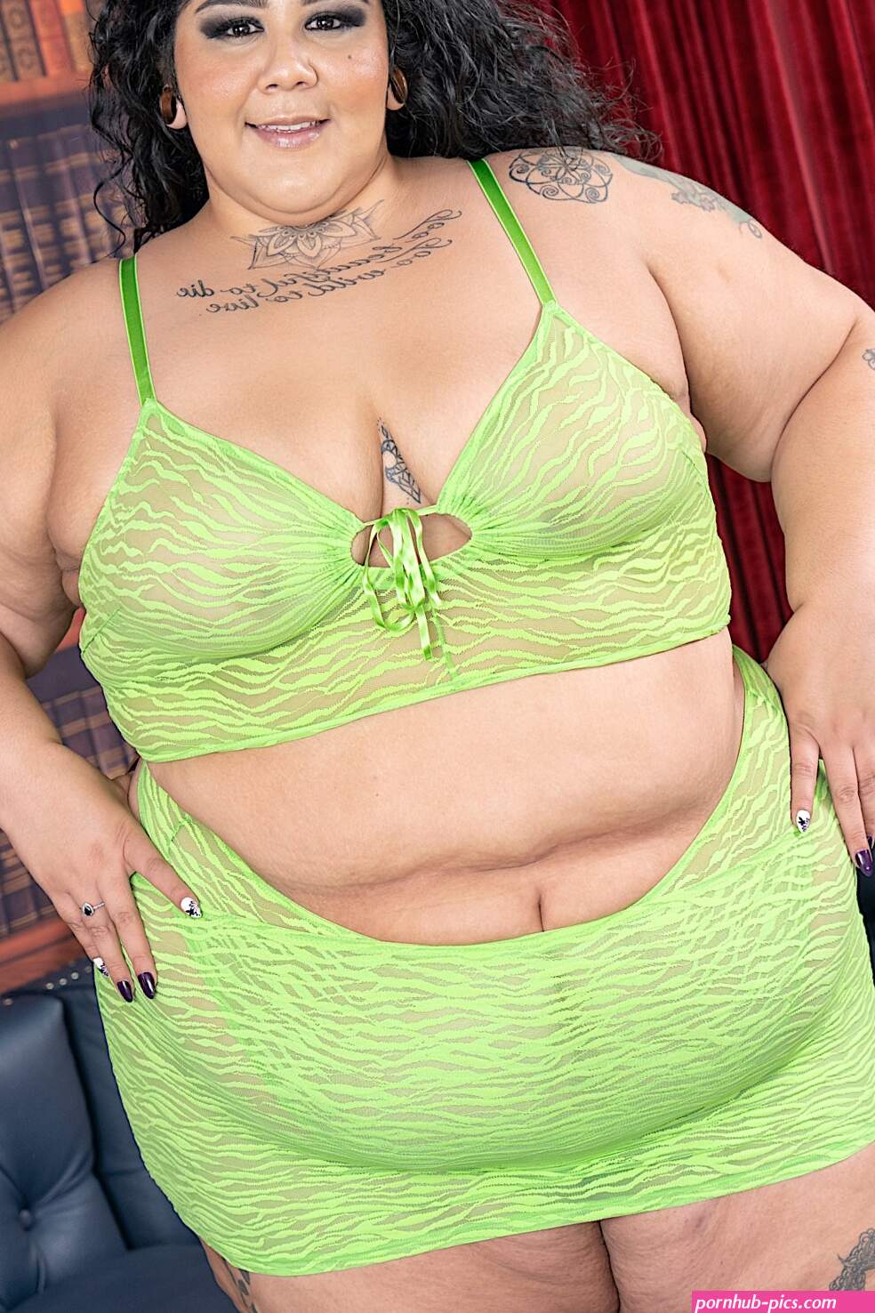 Horny BBW Crystal Blue gets naked and show her assets