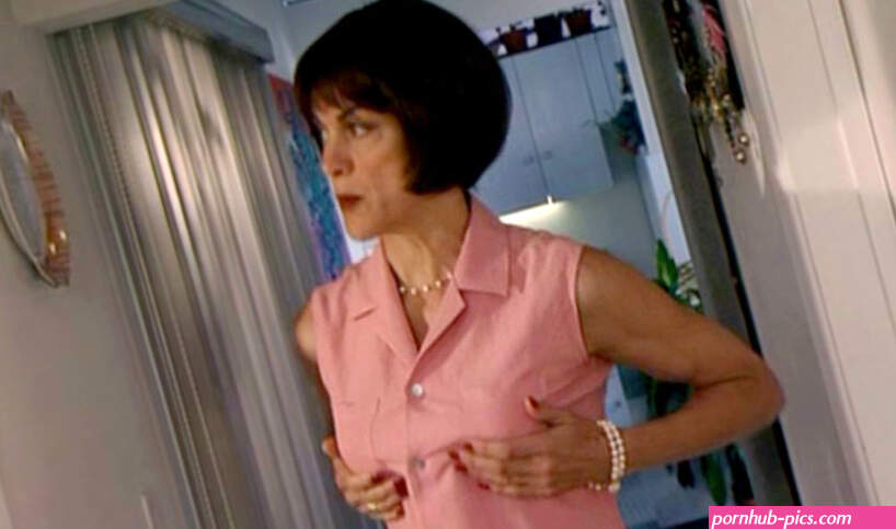 Wendie Malick nude pics page