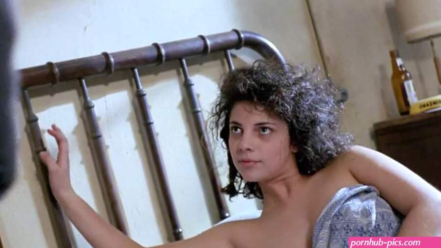 Maribel Verdu Nude Scene from Sinatra