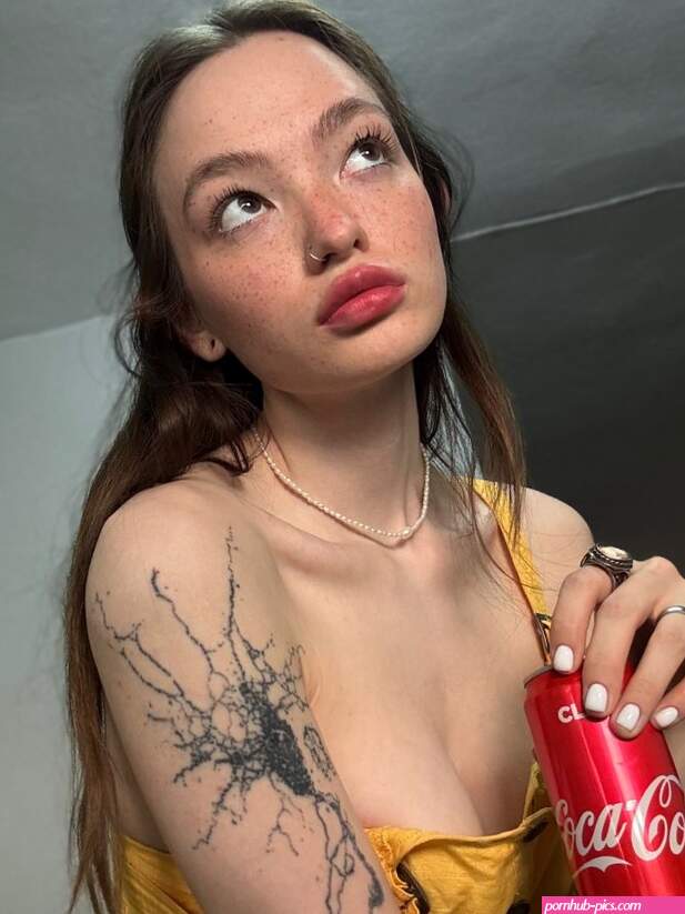 akchoriii candyfox pipipixie sweetcandy OnlyFans 89