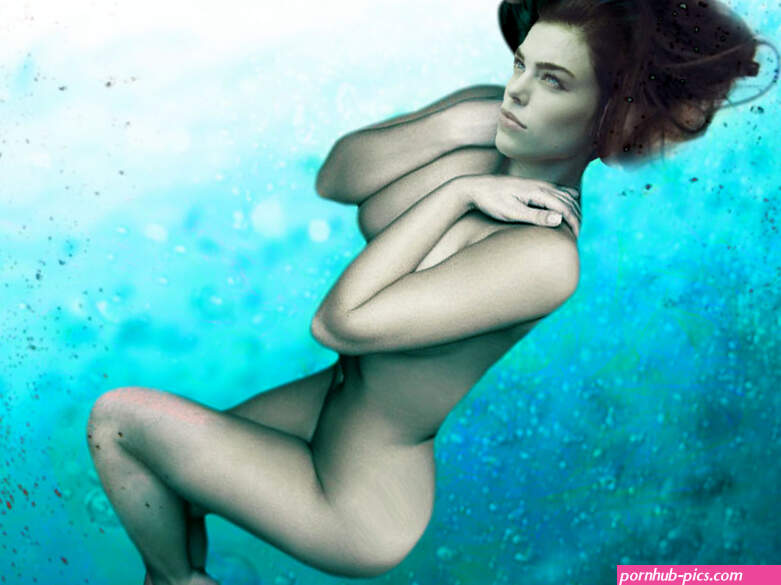 Underwater Raina Hein