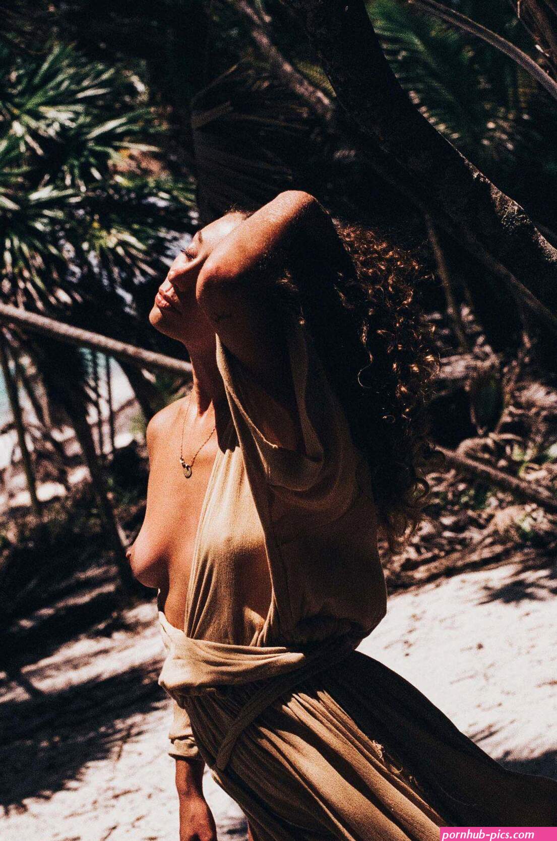 Maya Singer Sexy Topless Photoshoot by Jeff Bierman