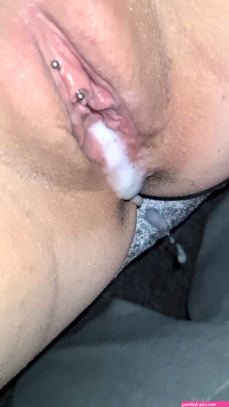 Whos cleaning my cum filled pussy?