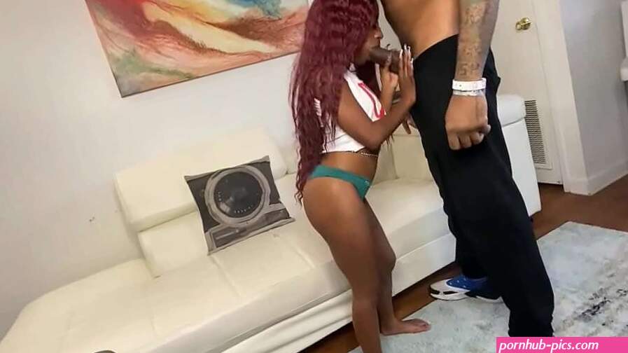 Free Midget porn videos with HD dwarf sex on JimboPorn!