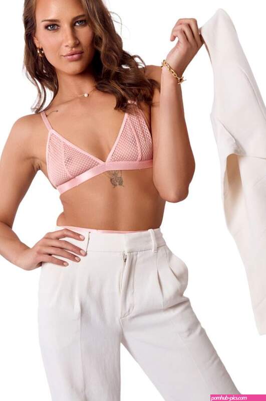 Jewel Diamants VR Porn Videos and Pics